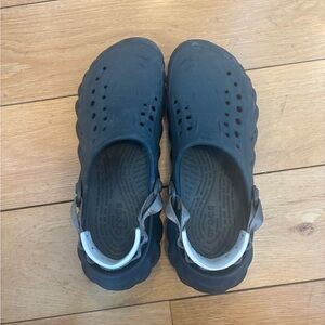 BRAND NEW crocs men’s 11